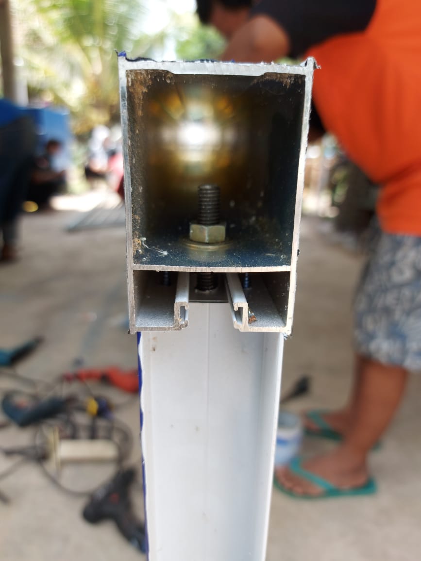 Stut Root Pintu Aluminium